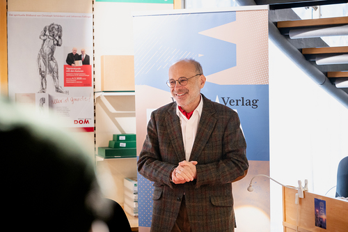 Signierstunde / Erzdiözese Wien/ Schönlaub, Stephan Schönlaub